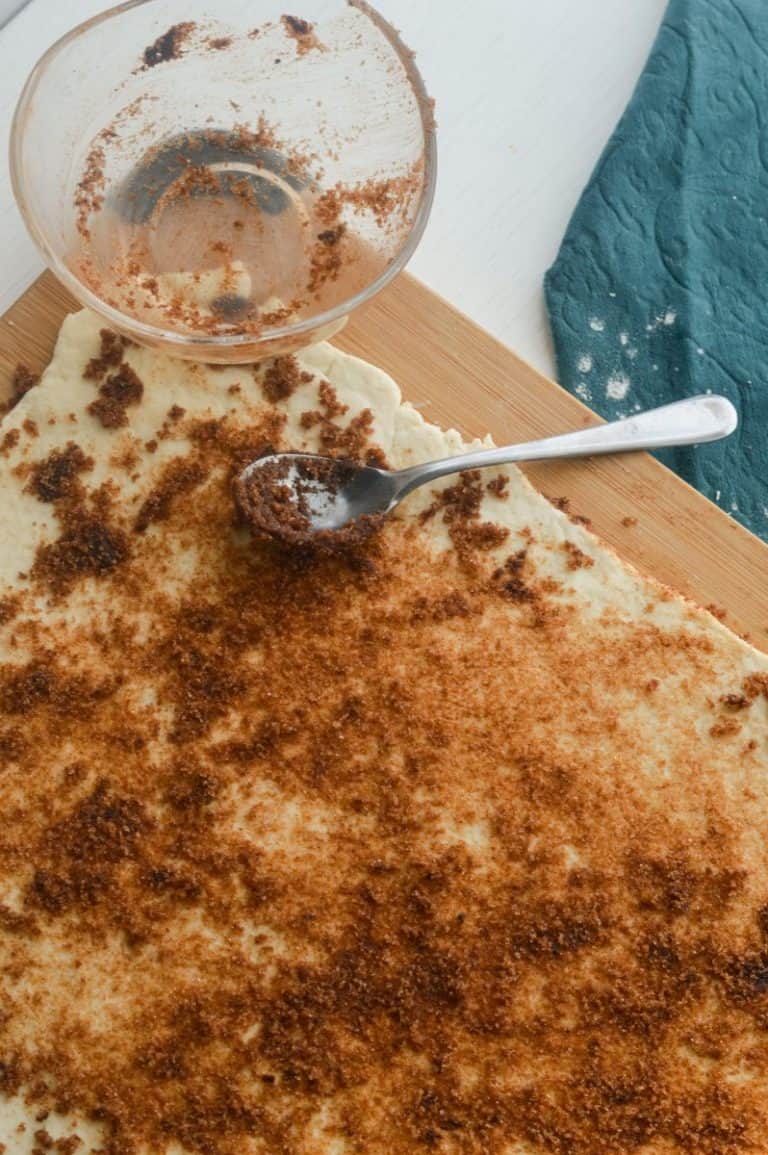 The BEST Greek Yogurt Cinnamon Rolls Nourished by Nic