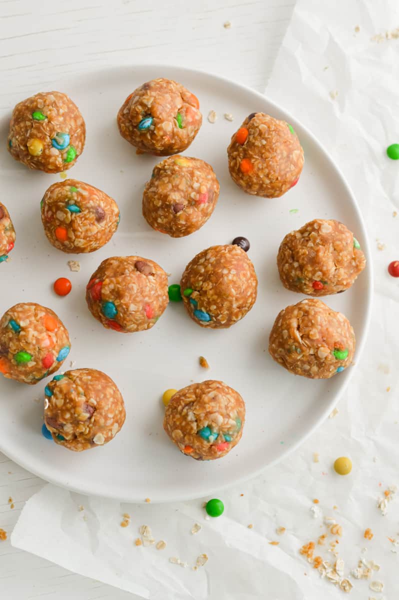 3-ingredient peanut butter oatmeal balls on a plate.